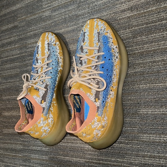 Adidas Yeezy 380 Blue Oat Reflective. Size US 11. - Picture 2 of 5